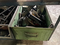 Partij handgereedschap op etagewagen - afbeelding 3 van  3