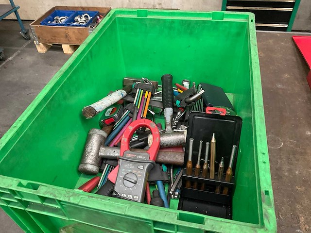 Partij handgereedschap - afbeelding 1 van  3