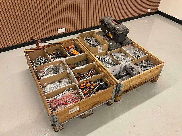 Partij handgereedschap - afbeelding 1 van  7