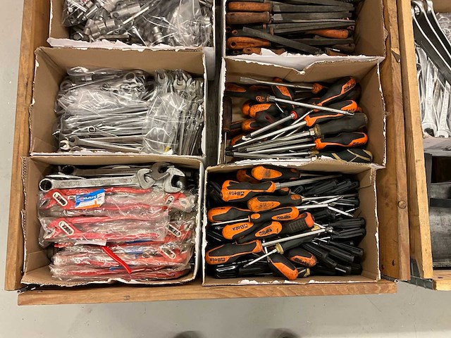 Partij handgereedschap - afbeelding 4 van  7