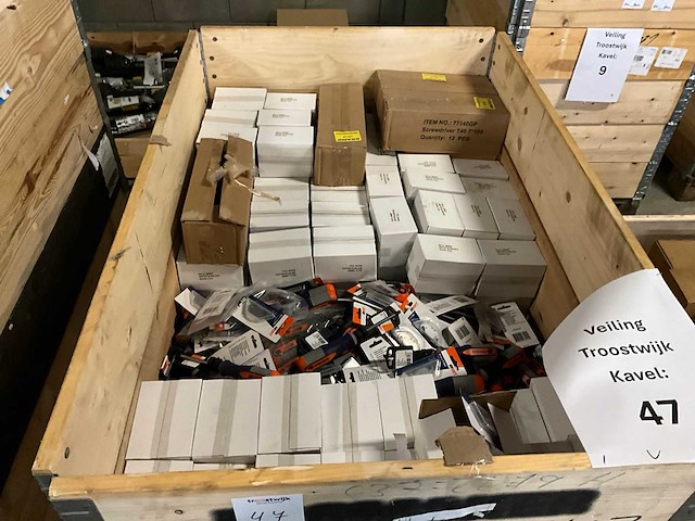 Partij handgereedschap - afbeelding 1 van  7