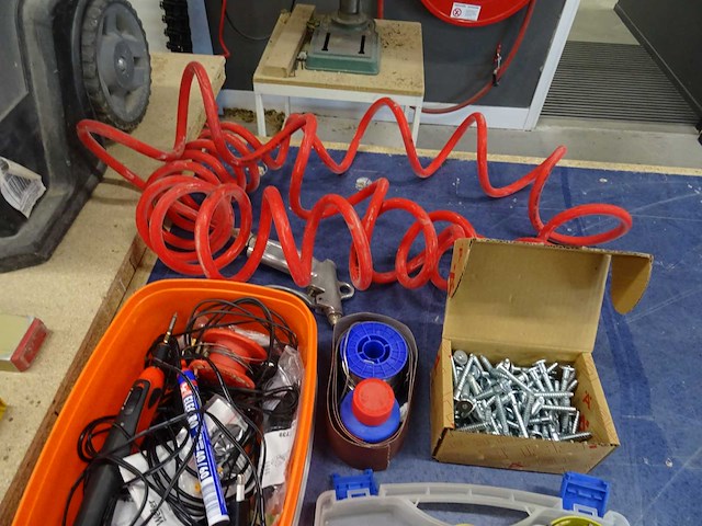 Partij handgereedschap - afbeelding 8 van  8