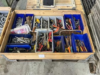 Partij handgereedschap - afbeelding 1 van  6