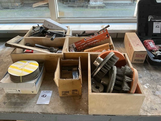 Partij handgereedschap - afbeelding 1 van  8