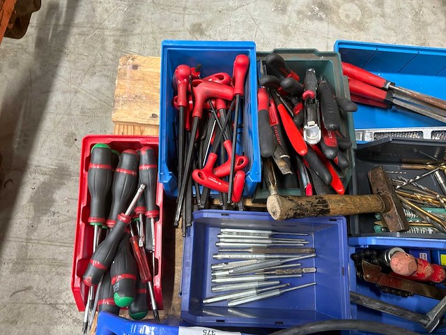 Partij handgereedschap - afbeelding 3 van  7