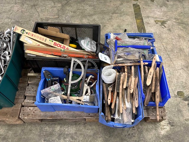 Partij handgereedschap - afbeelding 2 van  9