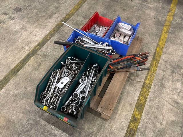 Partij handgereedschap - afbeelding 1 van  6