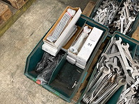 Partij handgereedschap - afbeelding 10 van  10