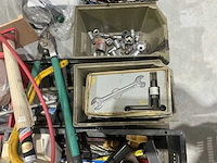 Partij handgereedschap - afbeelding 1 van  7