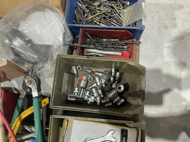 Partij handgereedschap - afbeelding 3 van  7