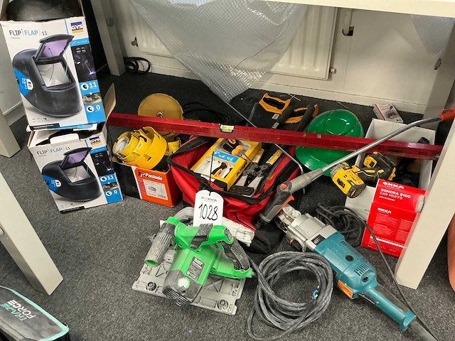 Partij handgereedschap - afbeelding 1 van  8