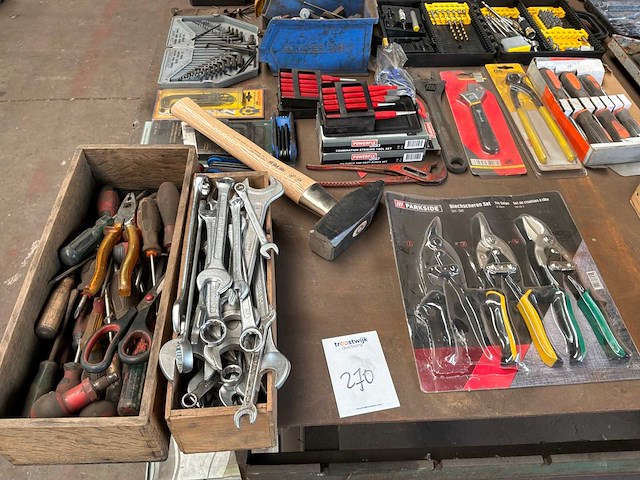 Partij handgereedschap - afbeelding 3 van  7