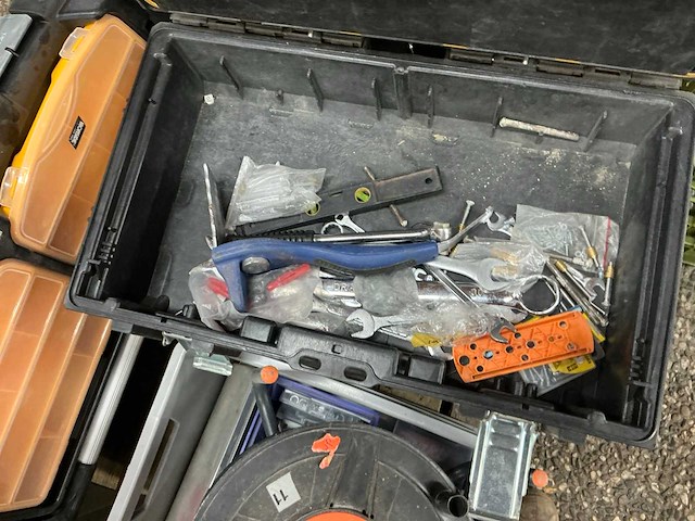 Partij handgereedschap - afbeelding 2 van  9