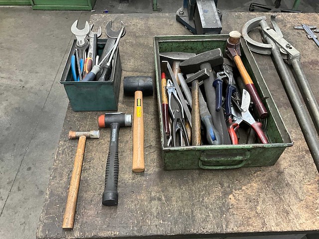 Partij handgereedschap - afbeelding 1 van  4