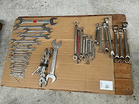 Partij handgereedschap - afbeelding 1 van  8