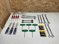 Partij handgereedschap - afbeelding 2 van  9