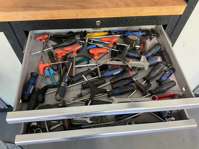 Partij handgereedschap - afbeelding 2 van  7