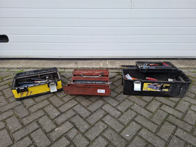 Partij handgereedschap - afbeelding 1 van  9