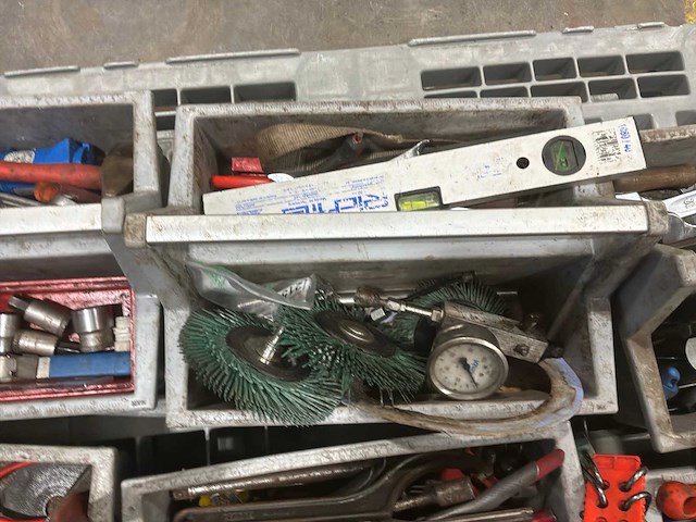 Partij handgereedschap - afbeelding 3 van  7