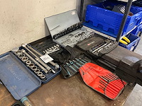 Partij handgereedschap - afbeelding 1 van  6