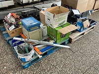 Partij handgereedschappen, bevestigingsmaterialen en diversen - afbeelding 1 van  3