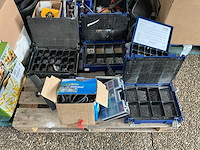 Partij handgereedschappen, bevestigingsmaterialen en diversen - afbeelding 2 van  3