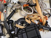 Partij handgereedschappen o.a. schroevendraaiers, hamers, tangen & beitels - afbeelding 4 van  6