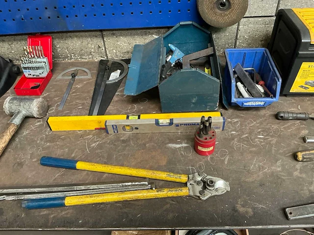 Partij handgereedschappen - afbeelding 8 van  11
