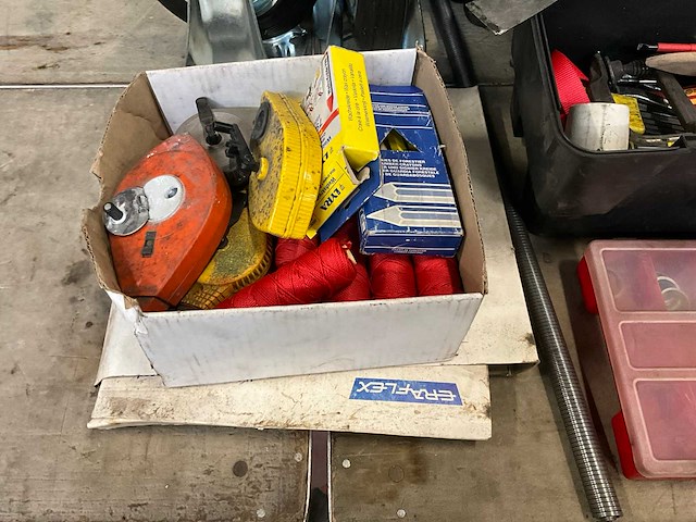 Partij handgereeschap - afbeelding 7 van  9