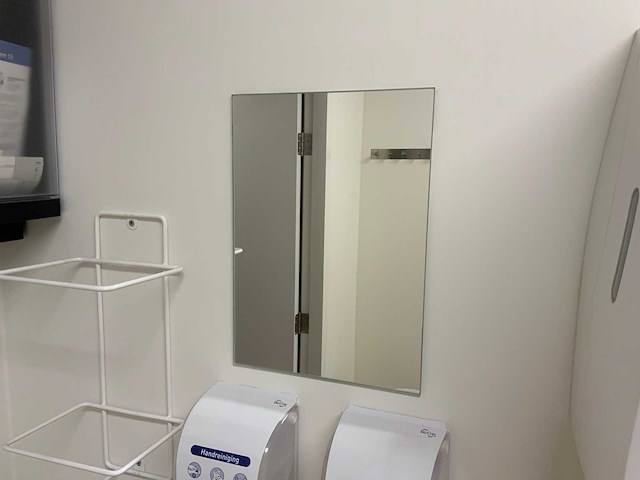 Partij handhygiëne - afbeelding 4 van  6