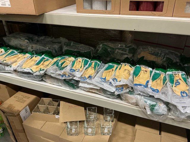 Partij handschoenen (288x) - afbeelding 1 van  5