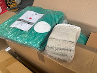 Partij handschoenen en overalls - afbeelding 9 van  9