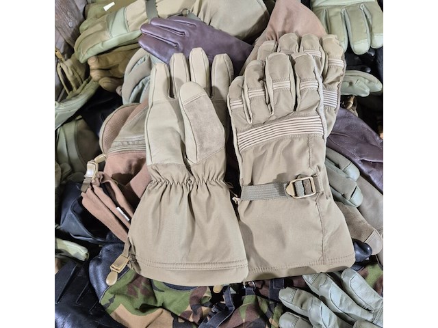 Partij handschoenen - afbeelding 3 van  8