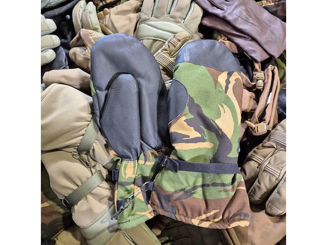 Partij handschoenen - afbeelding 6 van  8