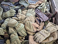 Partij handschoenen - afbeelding 7 van  8