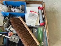 Partij hang en sluitwerk en divers - afbeelding 4 van  5