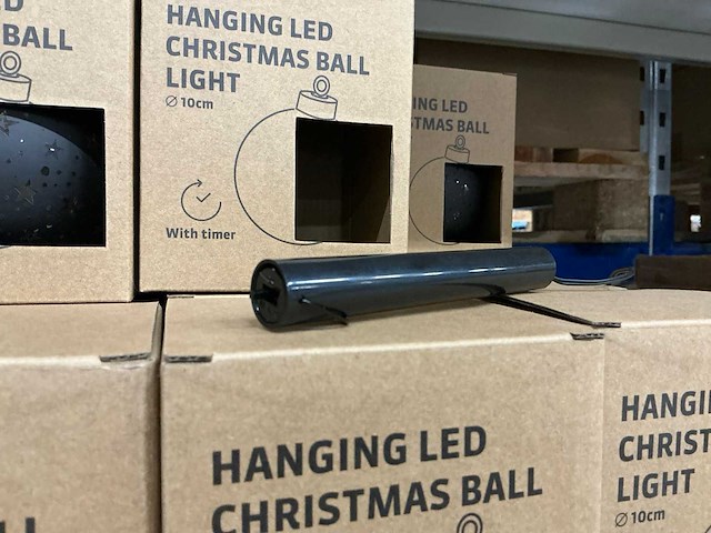 Partij hanging led christmas ball light ø10cm with timer (41x) - afbeelding 3 van  4