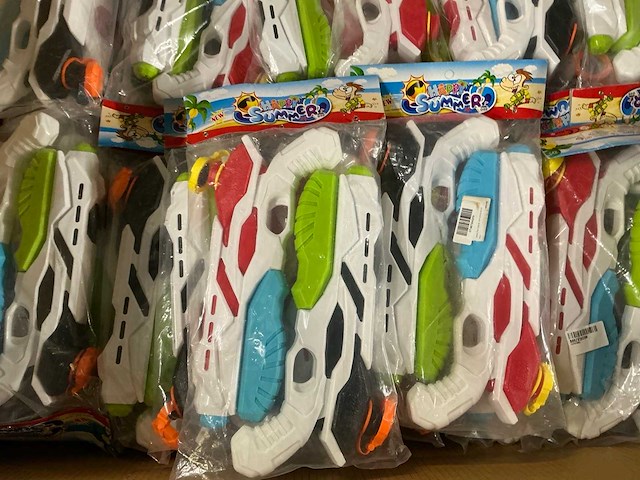 Partij happy summer waterpistolen 2-packs (67x) - afbeelding 4 van  5