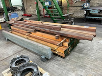 Partij hardhout - afbeelding 1 van  5