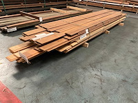 Partij hardhouten gevelbekleding - afbeelding 1 van  5
