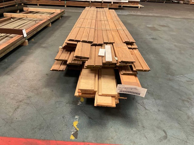 Partij hardhouten gevelbekleding - afbeelding 2 van  5