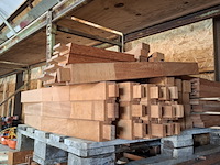 Partij hardhouten half fabricaten op 2x pallet - afbeelding 4 van  7