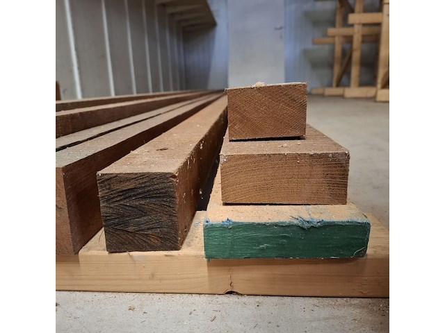 Partij hardhouten meranti - afbeelding 8 van  8
