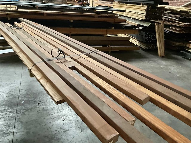 Partij hardhouten regels - 300-500x6x4,5 cm - afbeelding 2 van  2