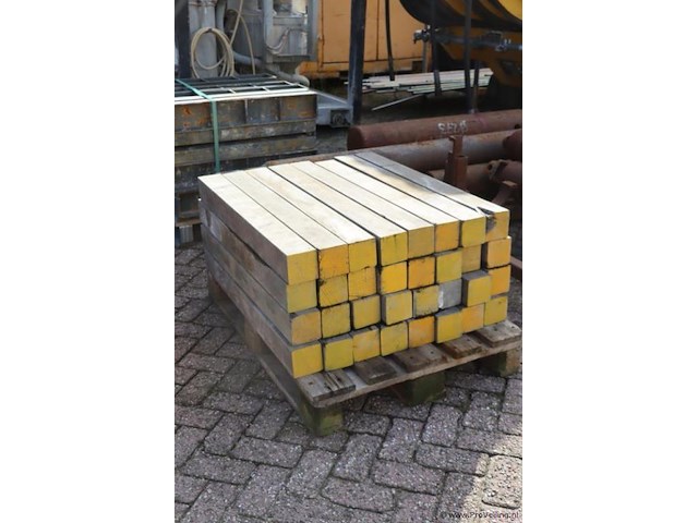 Partij hardhouten vijzelblokken - 32 stuks - afbeelding 1 van  3