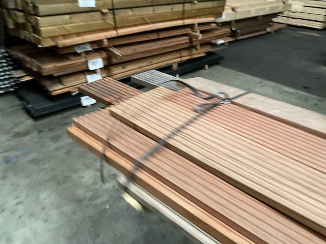 Partij hardhouten vlonderplanken geschaafd - 14,5x2,5 cm - afbeelding 4 van  8