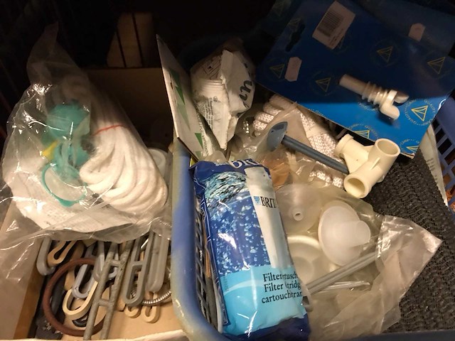 Partij haringdoppen en divers - afbeelding 4 van  4