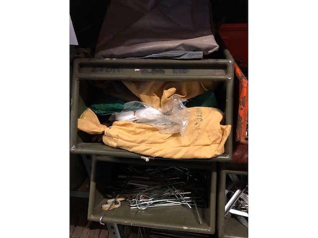 Partij haringen en divers - afbeelding 7 van  8