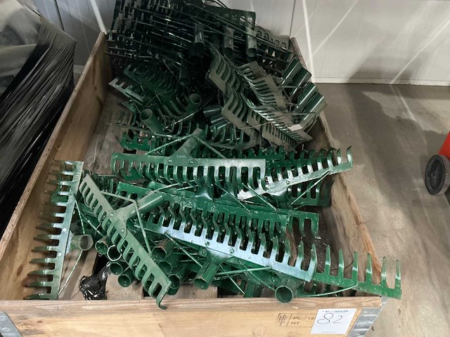 Partij harken - afbeelding 1 van  2