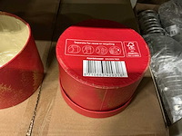 Partij hat box christmas trees carton ø14xh10cm red (144x) - afbeelding 3 van  5